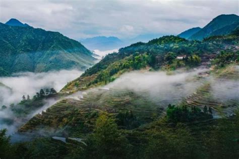 景寧到麗水大約多久，以及時間與空間的哲學思考